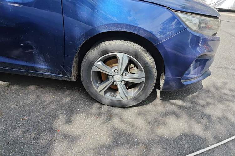 Used Geely Auto Emgrand GL 2018 1.4T DCT Elite Smart Connectivity Version Right Front Wheel Hub