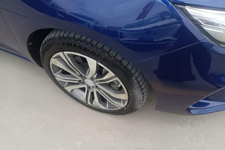 Used Geely Auto Emgrand GL 2018 1.4T DCT Prestige Smart Connectivity Version Right Front Wheel Hub