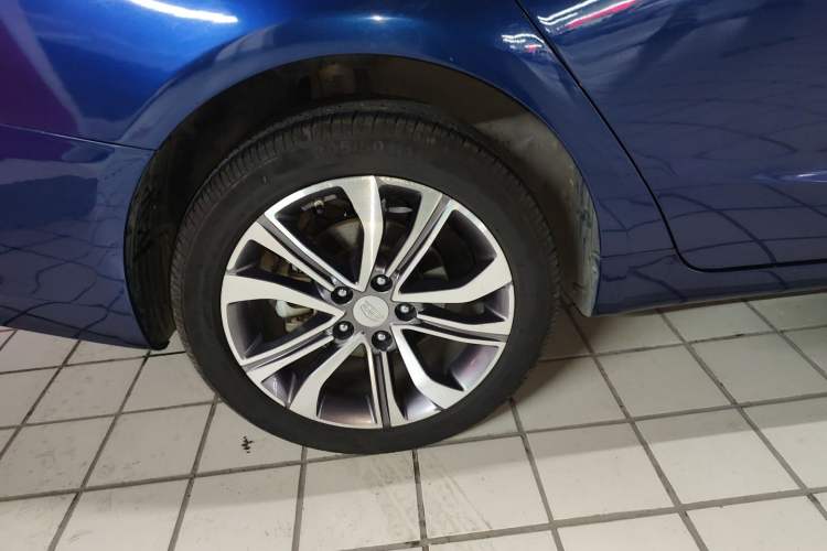 Used Geely Auto Emgrand GL 2018 1.4T DCT Prestige Smart Connectivity Version Right Rear Wheel Hub