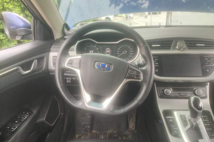 Used Geely Auto Emgrand GL 2018 1.8L DCT Elite Smart Connectivity Version Steering Wheel