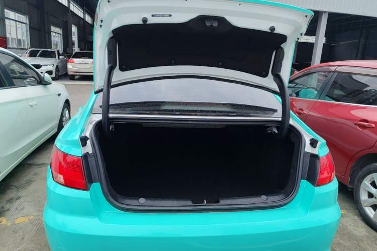 Used Geely Auto Emgrand GL 2018 1.8L DCT Elite Smart Connectivity Version Trunk