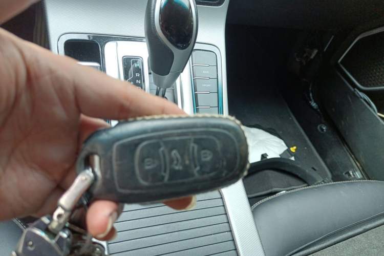 Used Geely Auto Emgrand GL 2018 1.4T DCT Prestige Smart Connectivity Version Vehicle Key