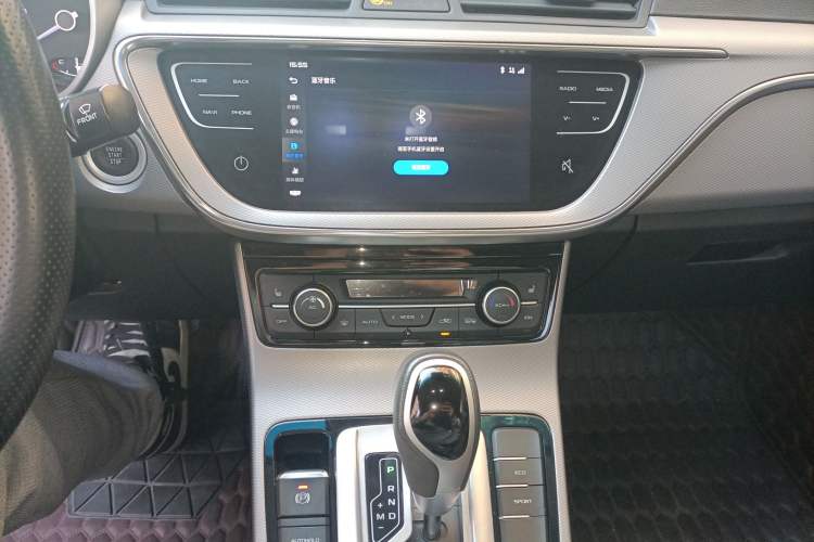 Used Geely Auto Emgrand GL 2018 1.4T DCT Prestige Smart Connectivity Version Audio And AC Panel