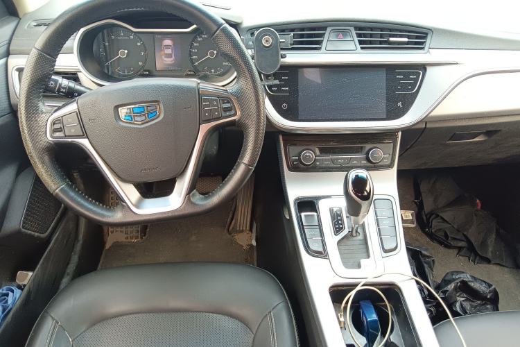 Used Geely Auto Emgrand GL 2018 1.8L DCT Elite Smart Connectivity Version Center Console