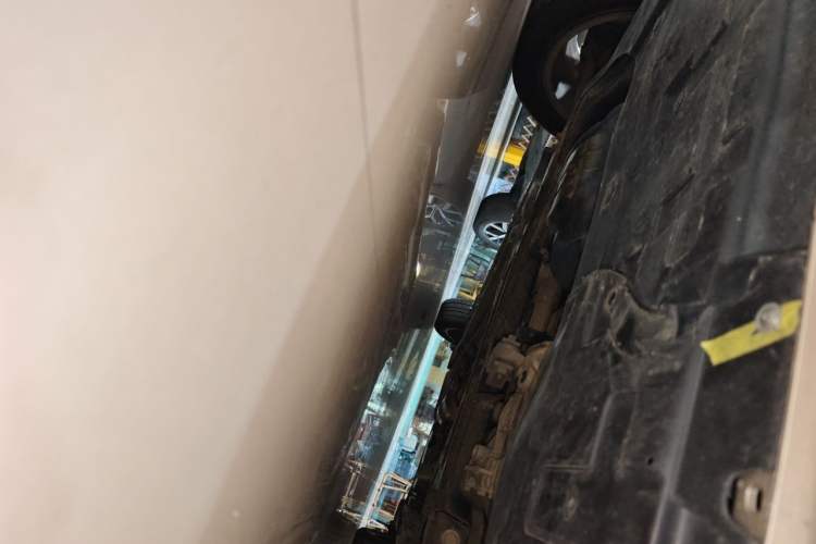 Used Geely Auto Emgrand GL 2018 1.8L DCT Elite Smart Connectivity Version Chassis Rear Right