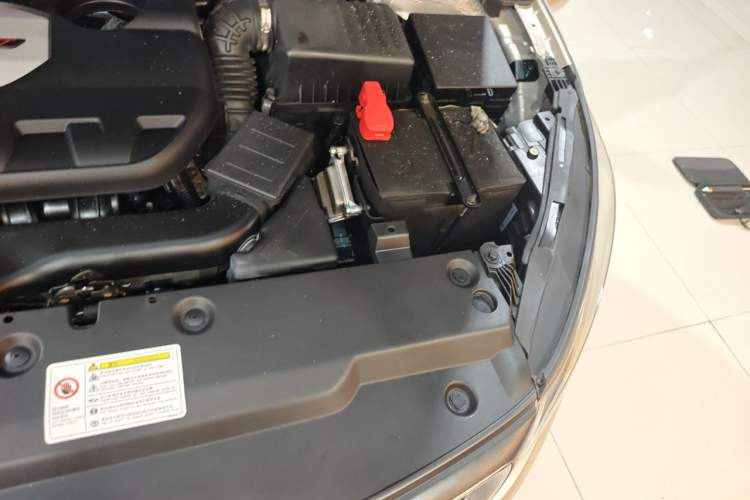 Used Geely Auto Emgrand GL 2018 1.8L DCT Elite Smart Connectivity Version Engine Bay Left