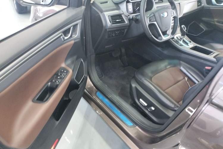 Used Geely Auto Emgrand GL 2018 1.4T DCT Prestige Smart Connectivity Version Interior 3