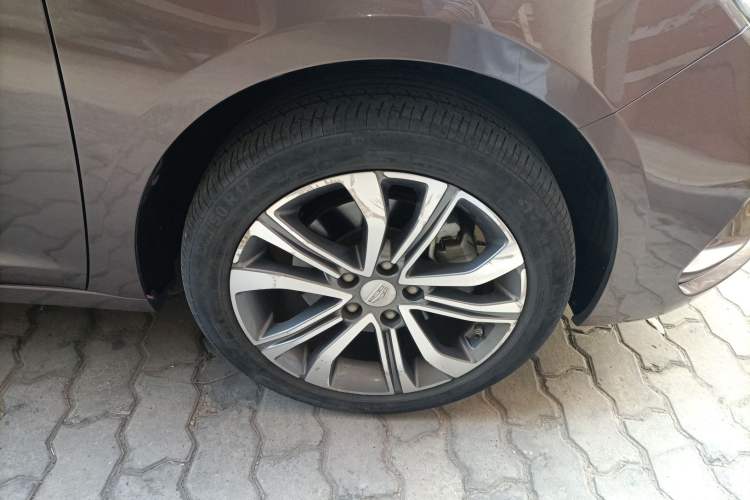 Used Geely Auto Emgrand GL 2018 1.4T DCT Prestige Smart Connectivity Version Right Front Wheel Hub