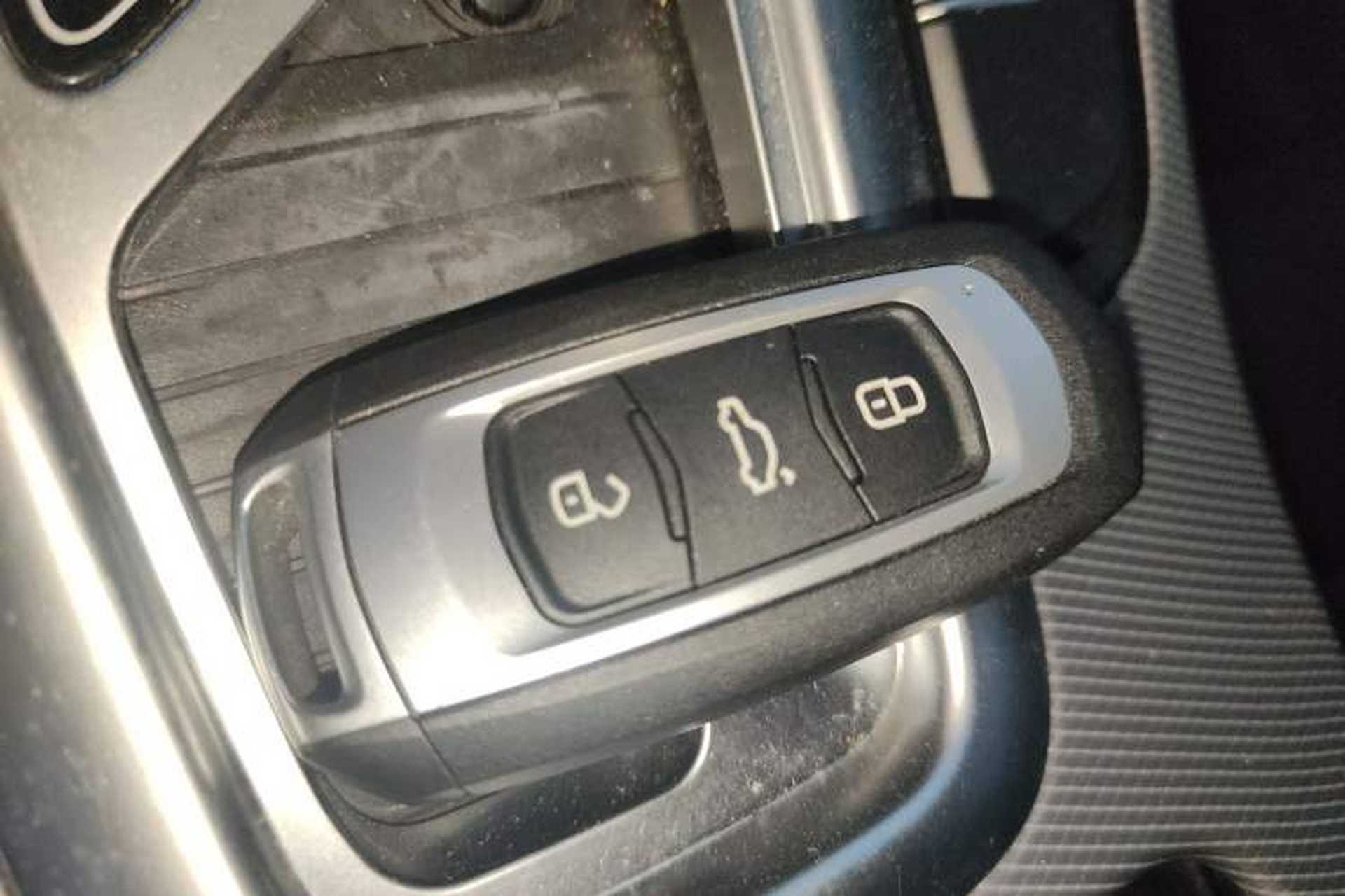 Used Geely Auto Emgrand GL 2018 1.4T DCT Prestige Smart Connectivity Version Vehicle Key