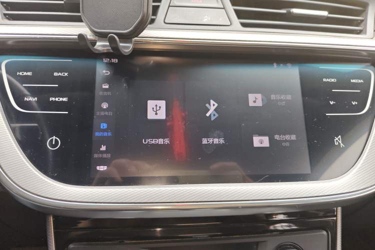 Used Geely Auto Emgrand GL 2018 1.8L DCT Elite Smart Connectivity Version Audio And AC Panel
