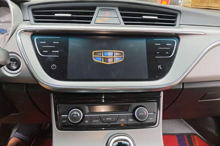 Used Geely Auto Emgrand GL 2018 1.4T DCT Elite Smart Connectivity Version Audio And AC Panel