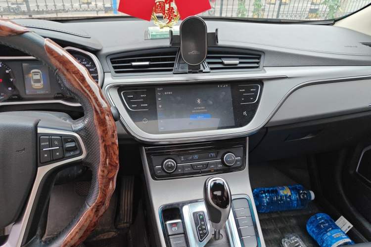 Used Geely Auto Emgrand GL 2018 1.4T DCT Elite Smart Connectivity Version Audio And AC Panel
