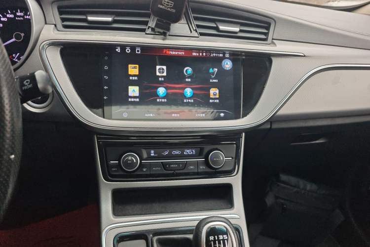 Used Geely Auto Emgrand GL 2018 1.8L Manual Elite Smart Connectivity Version Audio And AC Panel