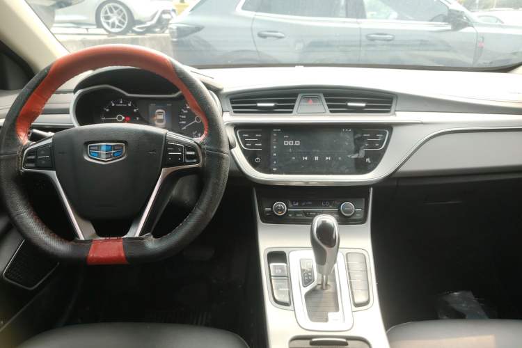 Used Geely Auto Emgrand GL 2018 1.4T DCT Elite Smart Connectivity Version Center Console