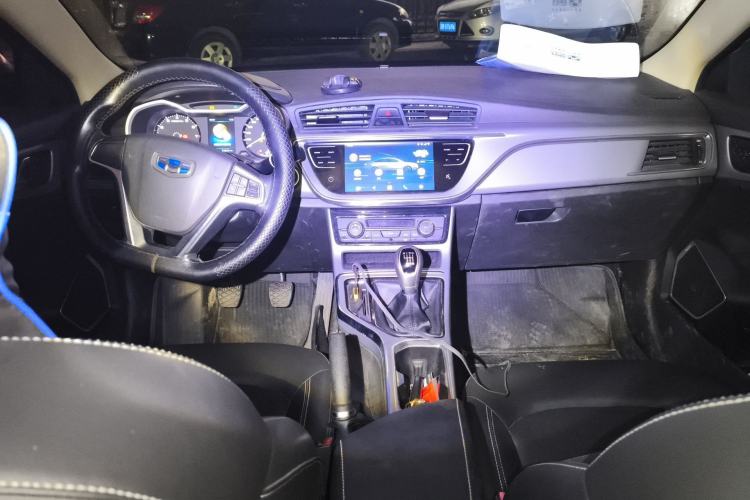 Used Geely Auto Emgrand GL 2018 1.4T Manual Elite Smart Connectivity Version Center Console