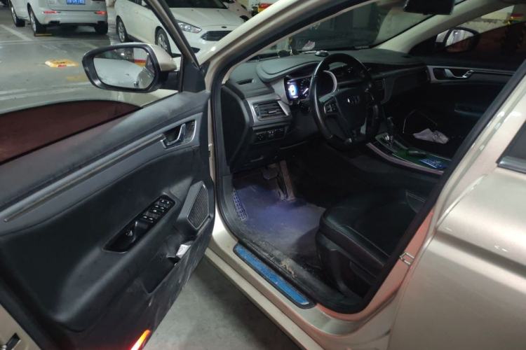 Used Geely Auto Emgrand GL 2018 1.8L DCT Elite Smart Connectivity Version Driver Seat