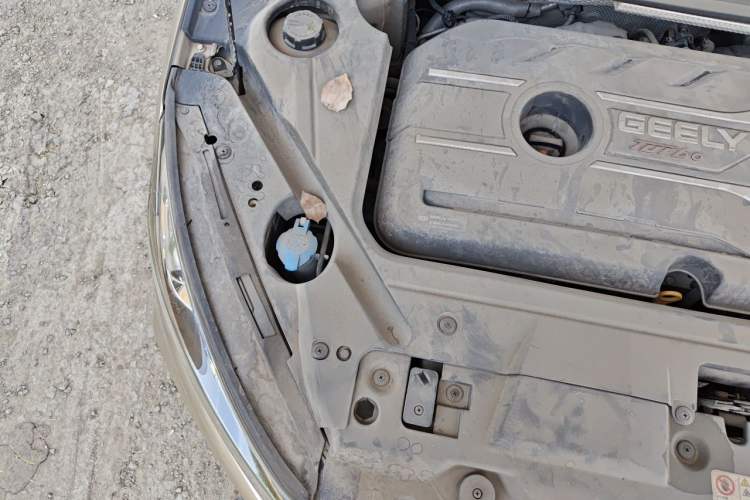 Used Geely Auto Emgrand GL 2018 1.4T DCT Prestige Smart Connectivity Version Engine Bay Right