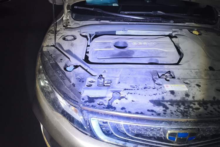Used Geely Auto Emgrand GL 2018 1.4T Manual Elite Smart Connectivity Version Engine Bay Right