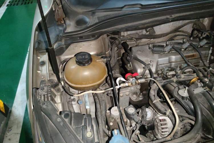 Used Geely Auto Emgrand GL 2018 1.8L DCT Elite Smart Connectivity Version Engine Bay Right