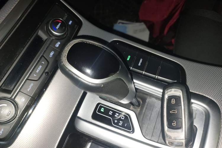 Used Geely Auto Emgrand GL 2018 1.4T DCT Elite Smart Connectivity Version Gear Lever