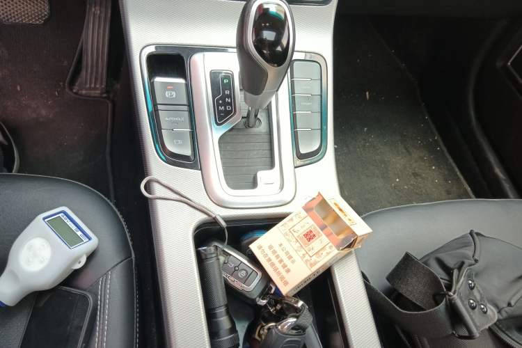 Used Geely Auto Emgrand GL 2018 1.8L DCT Elite Smart Connectivity Version Gear Lever