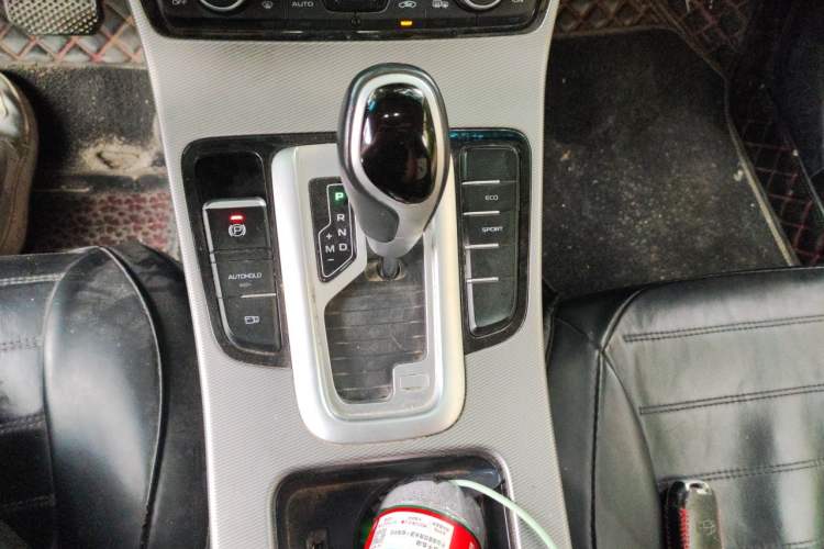 Used Geely Auto Emgrand GL 2018 1.4T DCT Elite Smart Connectivity Version Gear Lever