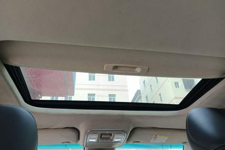 Used Geely Auto Emgrand GL 2018 1.8L DCT Elite Smart Connectivity Version Headliner