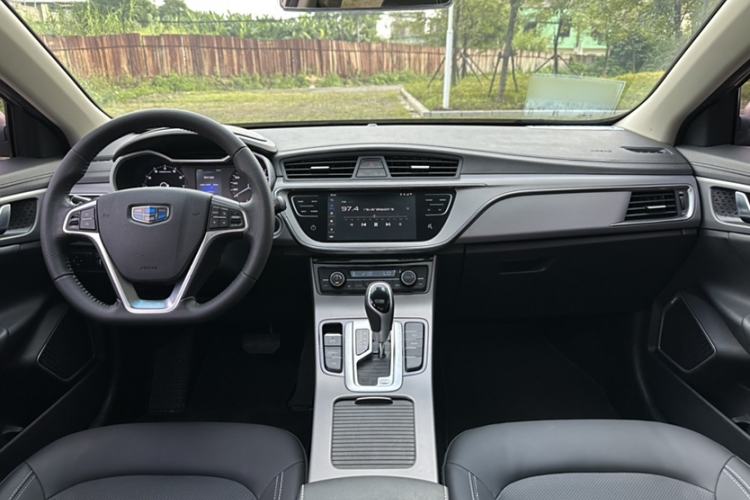 Used Geely Auto Emgrand GL 2018 1.4T DCT Elite Smart Connectivity Version Interior 1