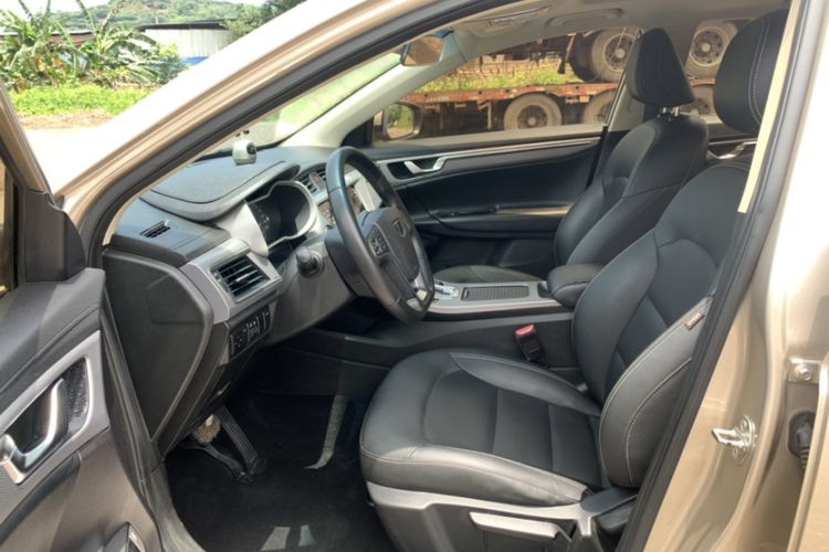 Used Geely Auto Emgrand GL 2018 1.4T DCT Elite Smart Connectivity Version Interior 2