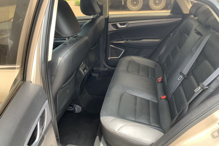 Used Geely Auto Emgrand GL 2018 1.4T DCT Elite Smart Connectivity Version Interior 5