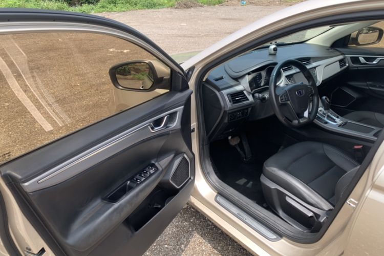 Used Geely Auto Emgrand GL 2018 1.4T DCT Elite Smart Connectivity Version Interior 7
