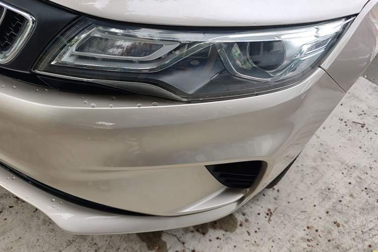 Used Geely Auto Emgrand GL 2018 1.4T Manual Elite Smart Connectivity Version Left Front Headlight