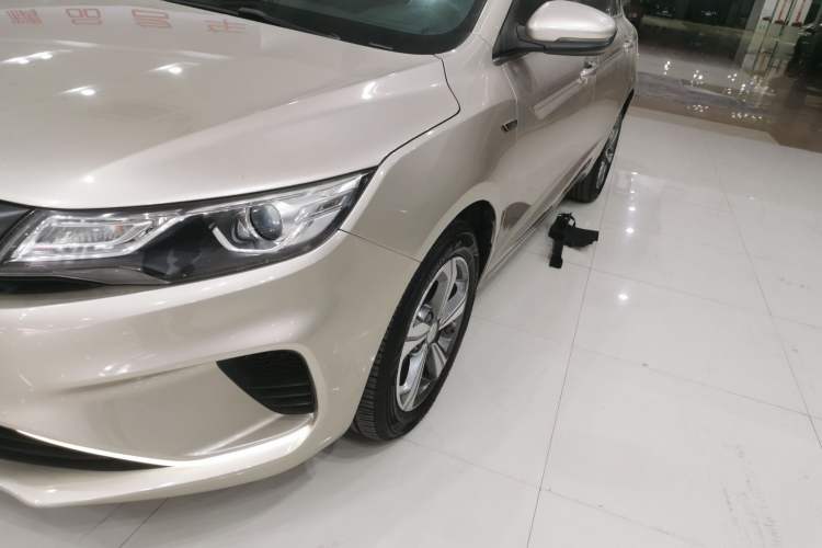 Used Geely Auto Emgrand GL 2018 1.4T DCT Elite Smart Connectivity Version Left Front Headlight