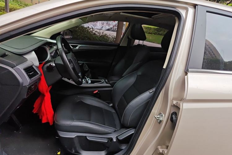 Used Geely Auto Emgrand GL 2018 1.8L DCT Elite Smart Connectivity Version Left Front Seat