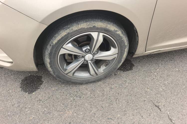 Used Geely Auto Emgrand GL 2018 1.8L Manual Elite Smart Connectivity Version Left Front Wheel Hub