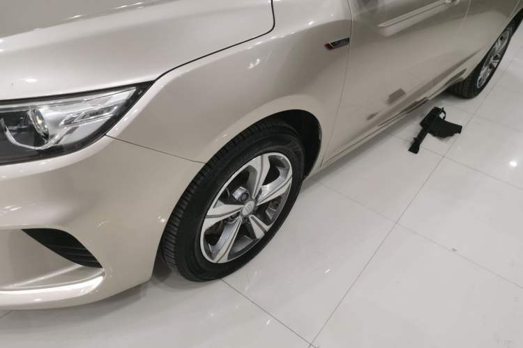 Used Geely Auto Emgrand GL 2018 1.4T DCT Elite Smart Connectivity Version Left Front Wheel Hub
