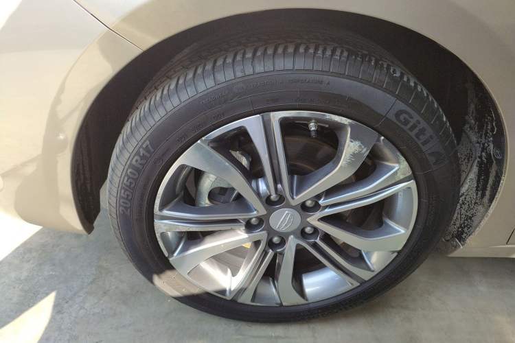 Used Geely Auto Emgrand GL 2018 1.4T DCT Prestige Smart Connectivity Version Left Front Wheel Hub