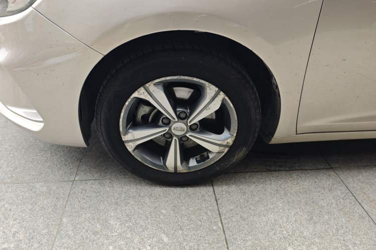 Used Geely Auto Emgrand GL 2018 1.8L Manual Elite Smart Connectivity Version Left Front Wheel Hub