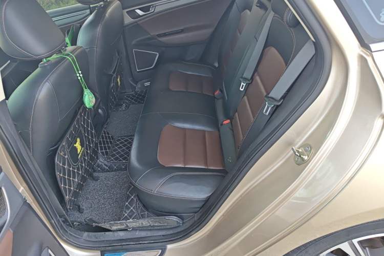 Used Geely Auto Emgrand GL 2018 1.4T DCT Prestige Smart Connectivity Version Left Rear Seat