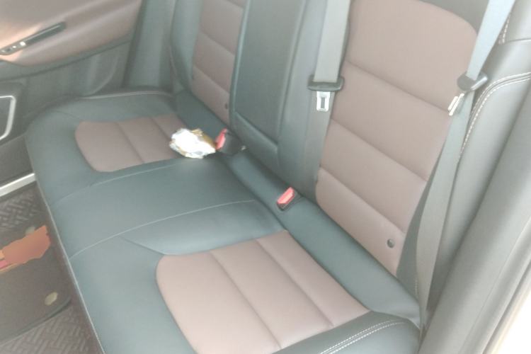 Used Geely Auto Emgrand GL 2018 1.4T DCT Prestige Smart Connectivity Version Left Rear Seat