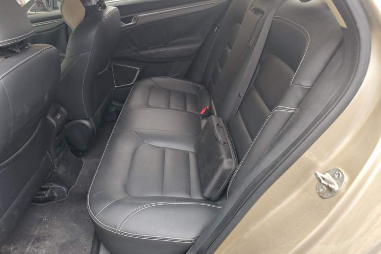 Used Geely Auto Emgrand GL 2018 1.8L DCT Elite Smart Connectivity Version Left Rear Seat