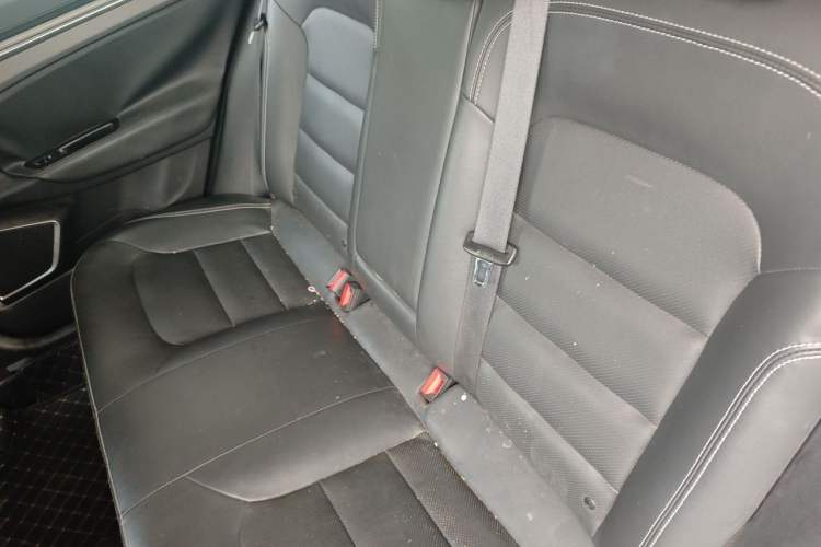 Used Geely Auto Emgrand GL 2018 1.8L DCT Elite Smart Connectivity Version Left Rear Seat