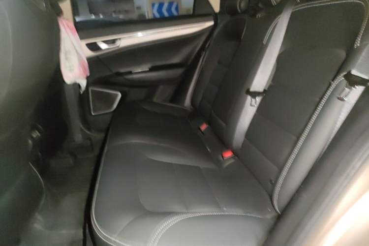 Used Geely Auto Emgrand GL 2018 1.8L DCT Elite Smart Connectivity Version Left Rear Seat