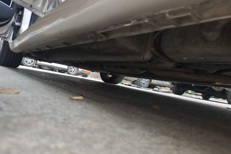 Used Geely Auto Emgrand GL 2018 1.8L Manual Elite Smart Connectivity Version Left Side Sill