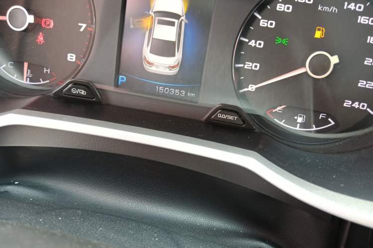 Used Geely Auto Emgrand GL 2018 1.8L DCT Elite Smart Connectivity Version Odometer Close Up