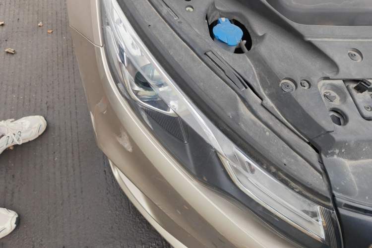 Used Geely Auto Emgrand GL 2018 1.4T DCT Elite Smart Connectivity Version Right Front Headlight