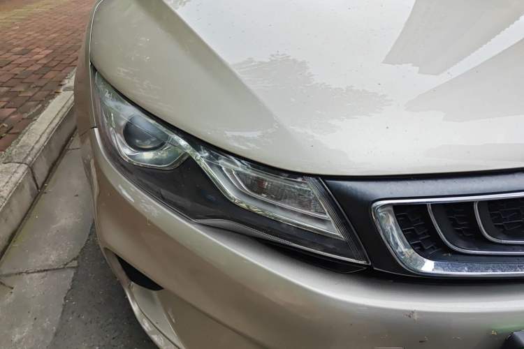 Used Geely Auto Emgrand GL 2018 1.8L DCT Elite Smart Connectivity Version Right Front Headlight