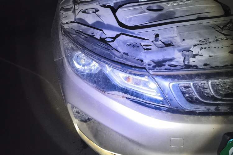 Used Geely Auto Emgrand GL 2018 1.4T Manual Elite Smart Connectivity Version Right Front Headlight