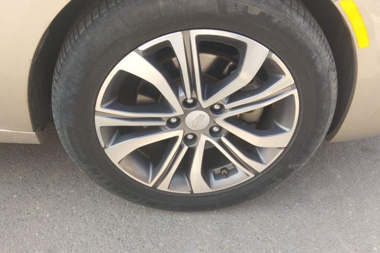 Used Geely Auto Emgrand GL 2018 1.4T DCT Prestige Smart Connectivity Version Right Front Wheel Hub