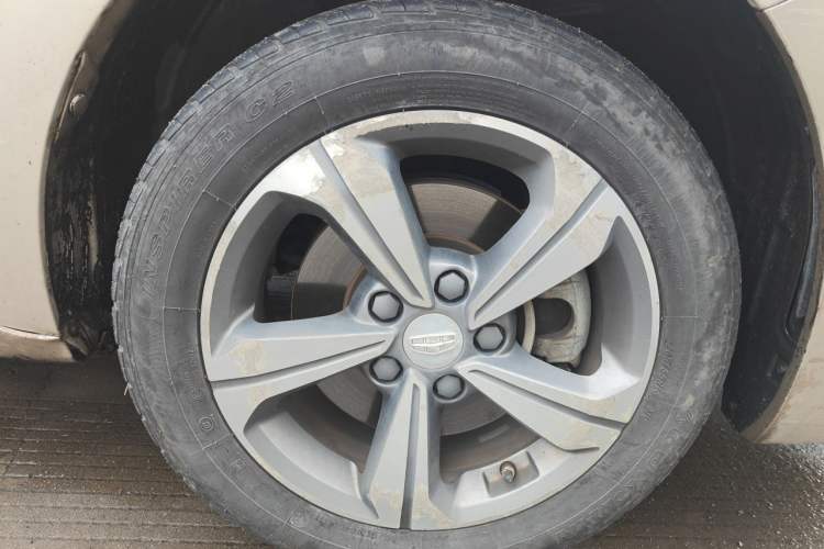 Used Geely Auto Emgrand GL 2018 1.4T DCT Elite Smart Connectivity Version Right Front Wheel Hub